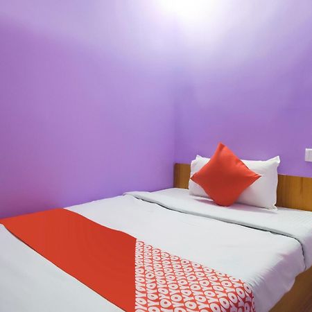 Hotel O Binayak Inn Колката Екстериор снимка