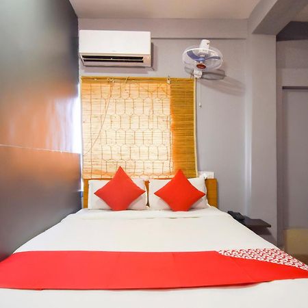 Hotel O Binayak Inn Колката Екстериор снимка