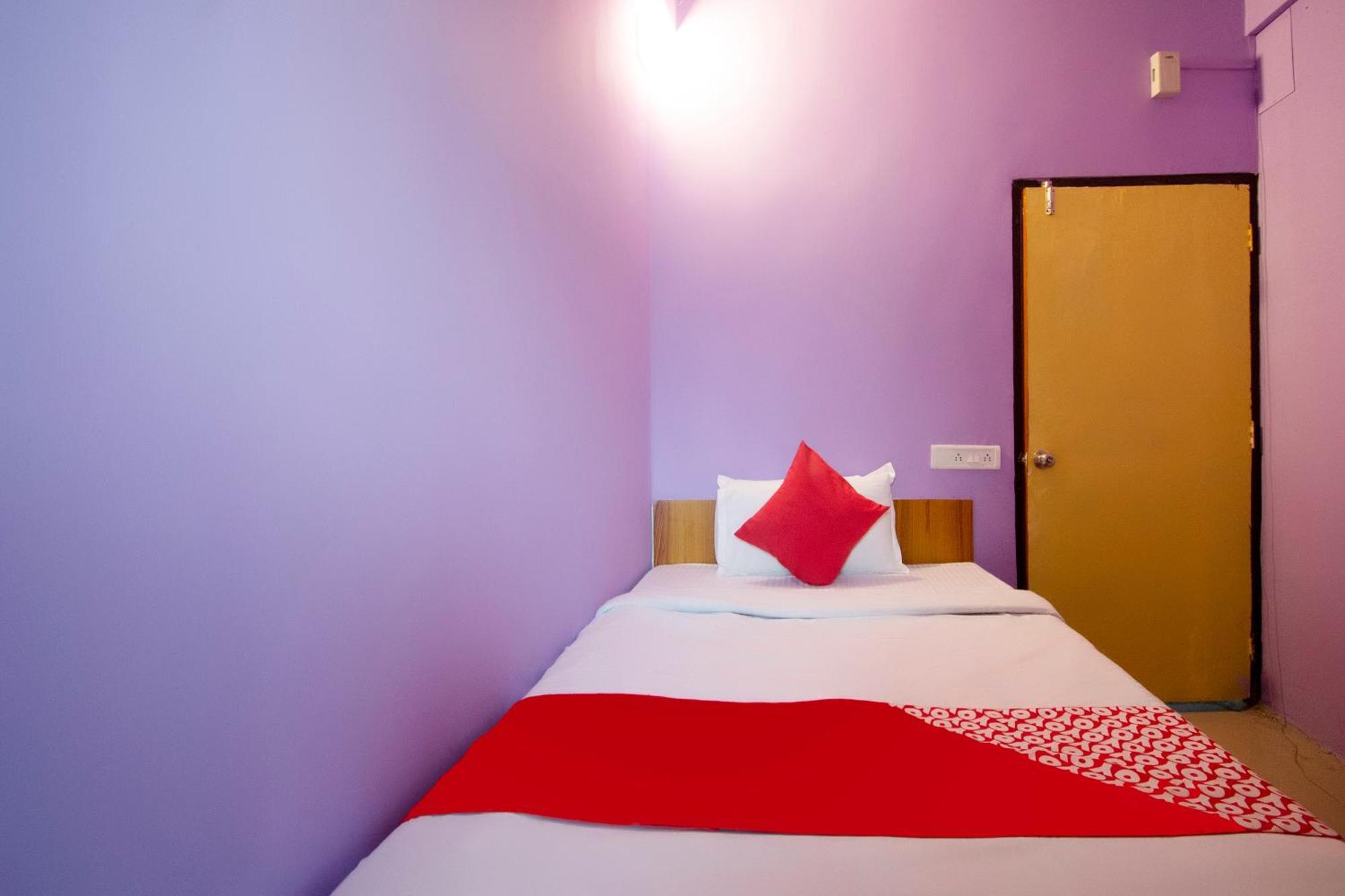 Hotel O Binayak Inn Колката Екстериор снимка